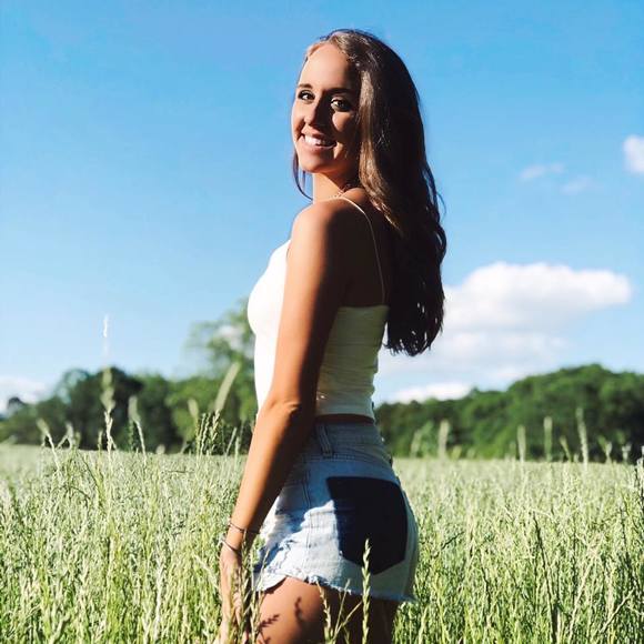 Meet your Posher, Kyleigh - Picture 1 of 1